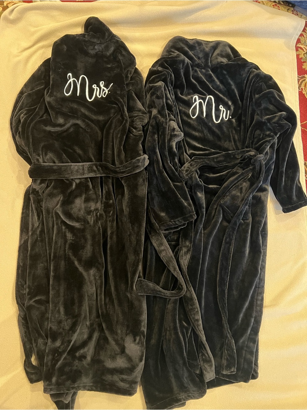 Like New His & Hers Matching Black Plush Robes Set (Hers M / His XL)